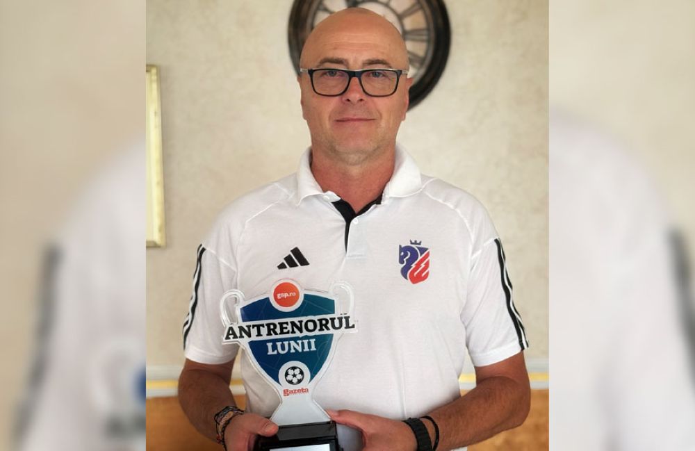 Leo Grozavu desemnat antrenorul lunii octombrie 