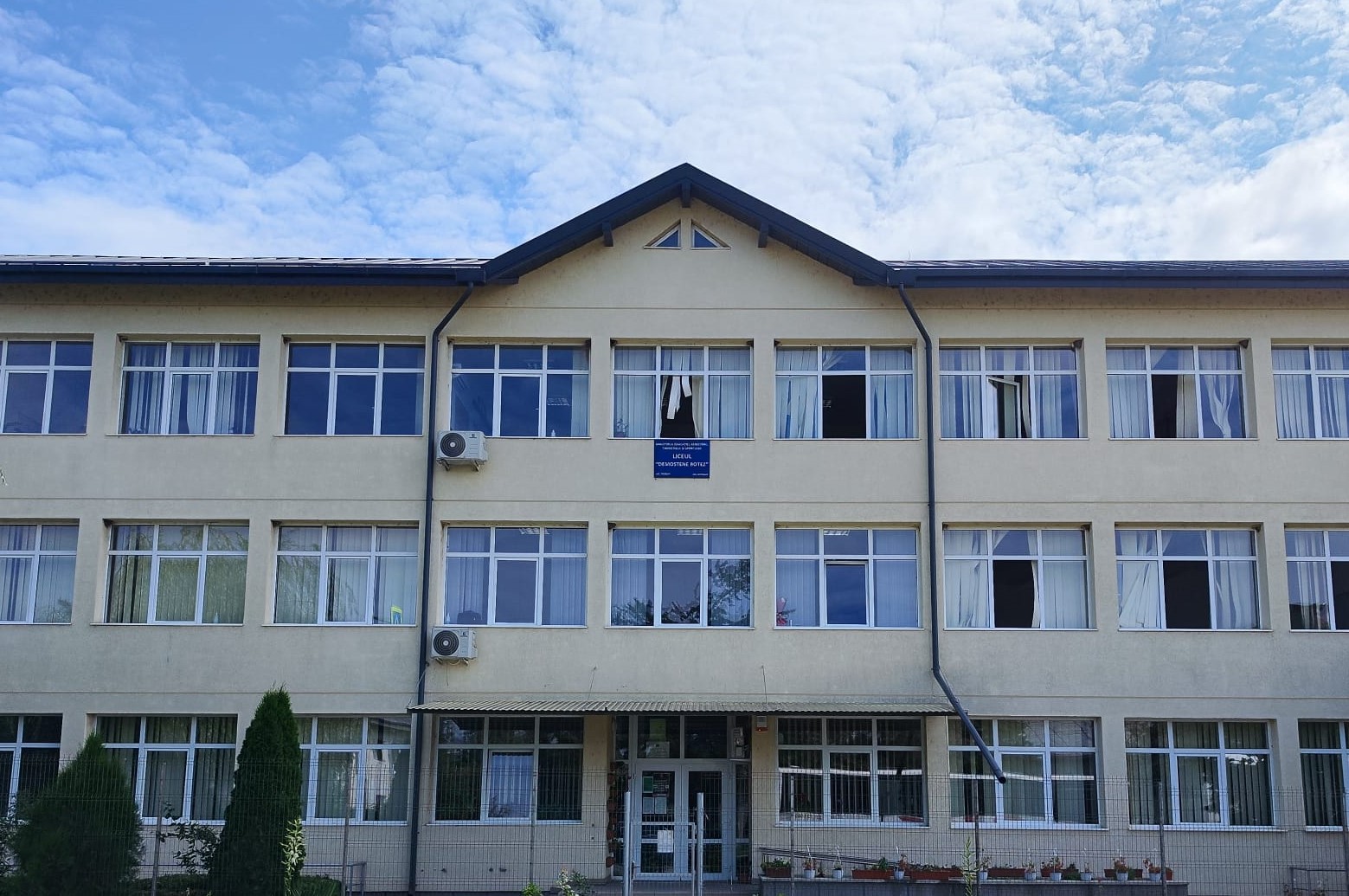 Director adjunct nou la liceul din Trușești după tragedia care a zguduit comunitatea  