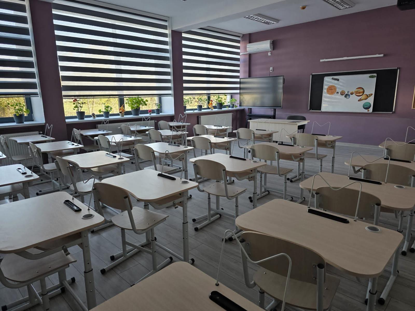 Două licee din Botoșani organizează concurs pentru ocuparea unor posturi vacante