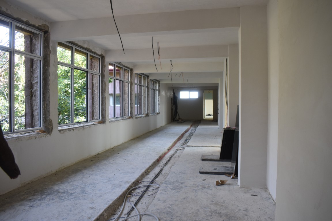 Răbdarea a ajuns la sfârșit: Părinții dintr-un liceu cu peste 1.600 de elevi vor să vină peste șefii Primăriei – VIDEO 