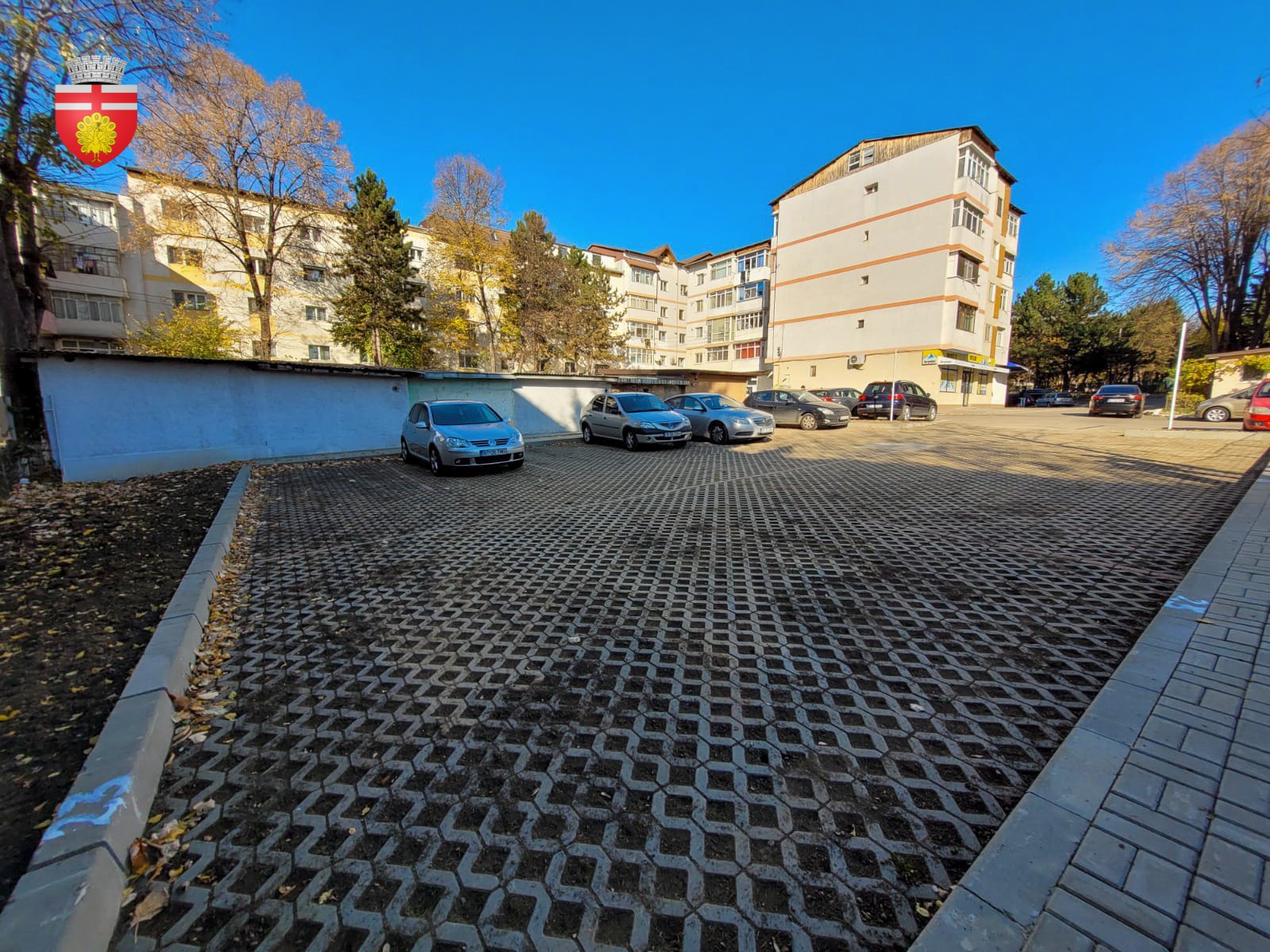 ANUNȚ Primăria Botoșani privind organizarea de licitații publice pentru închirierea locurilor de parcare