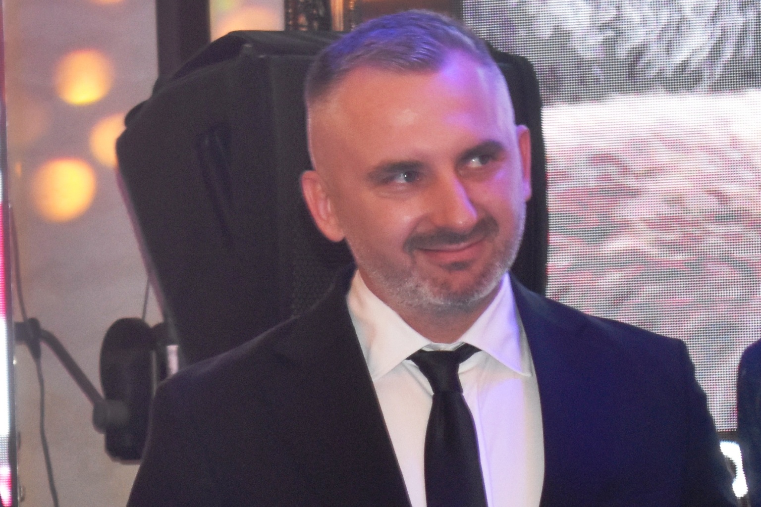 Primarul care a vândut 500 de oi: Cum o să facă și mulți crescători din această sală, din păcate – VIDEO