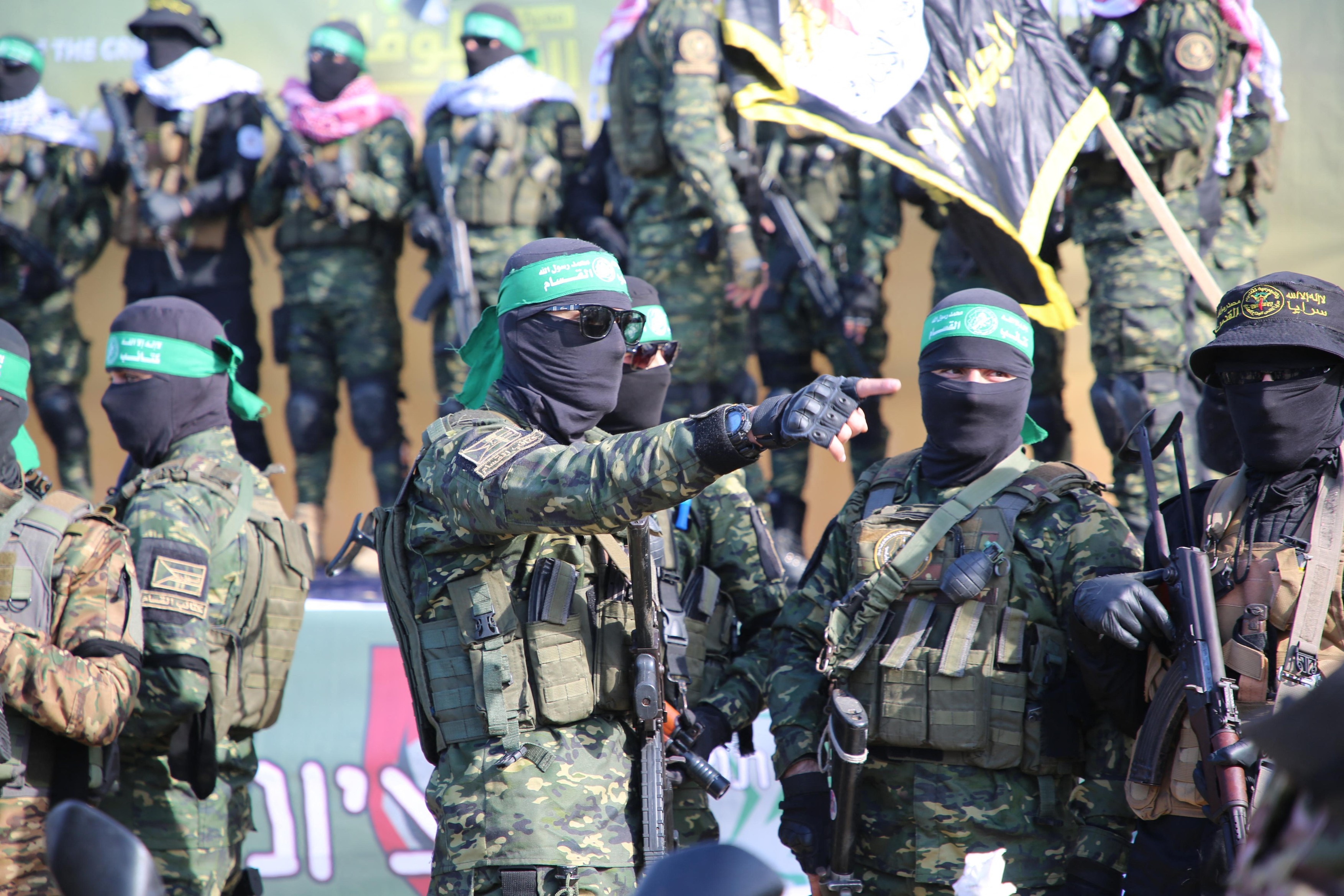 Hamas, imagini cu ostatici israelieni. Israelul a bombardat un bloc turn din Gaza