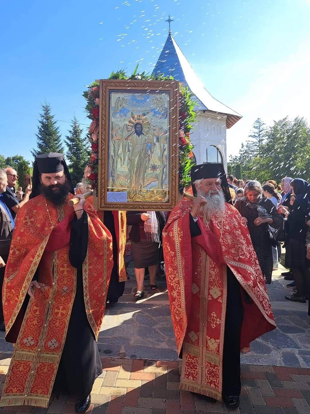 Hram la Mănăstirea Gorovei: PROGRAMUL slujbelor 