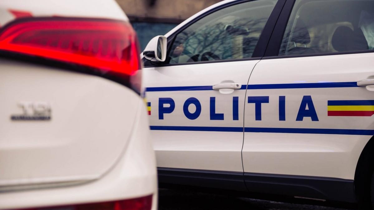 masina de politie.