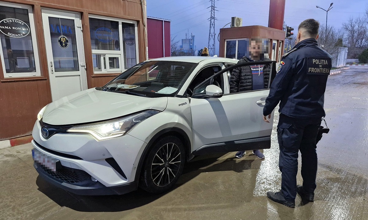 masina furata din italia descoperita la botosani