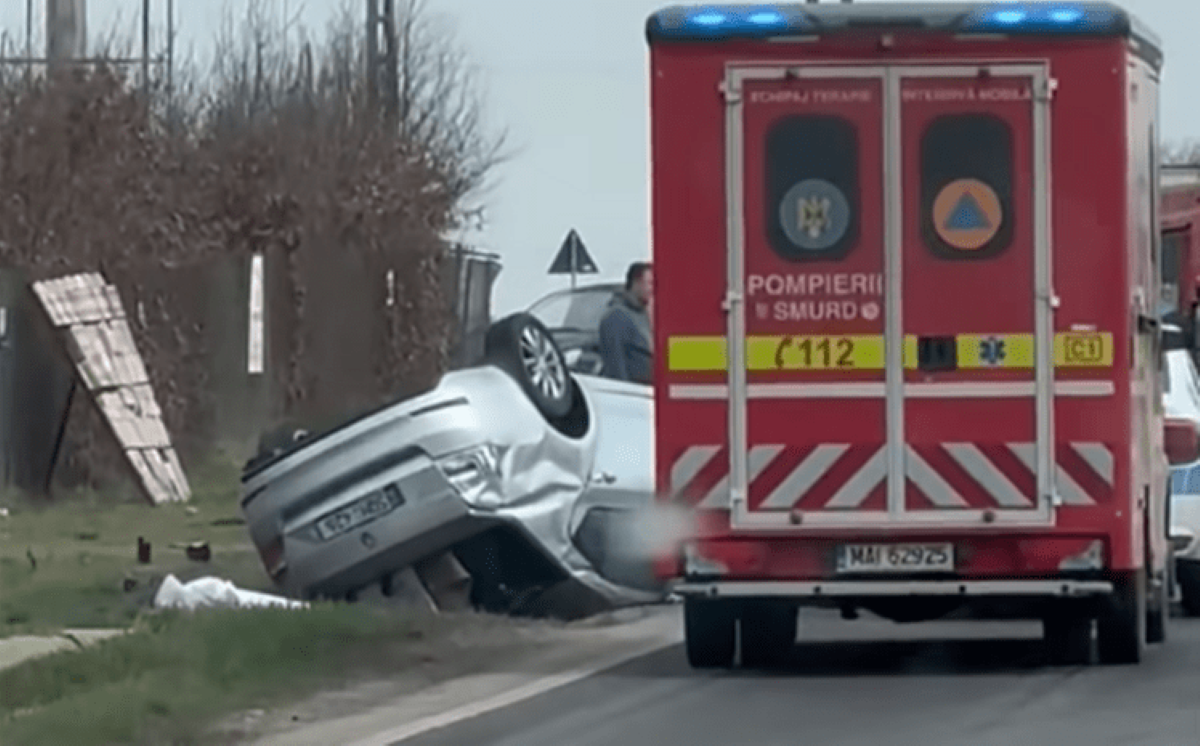 sofer dus la spital dupa un accident pe drumul Botosani - Suceava