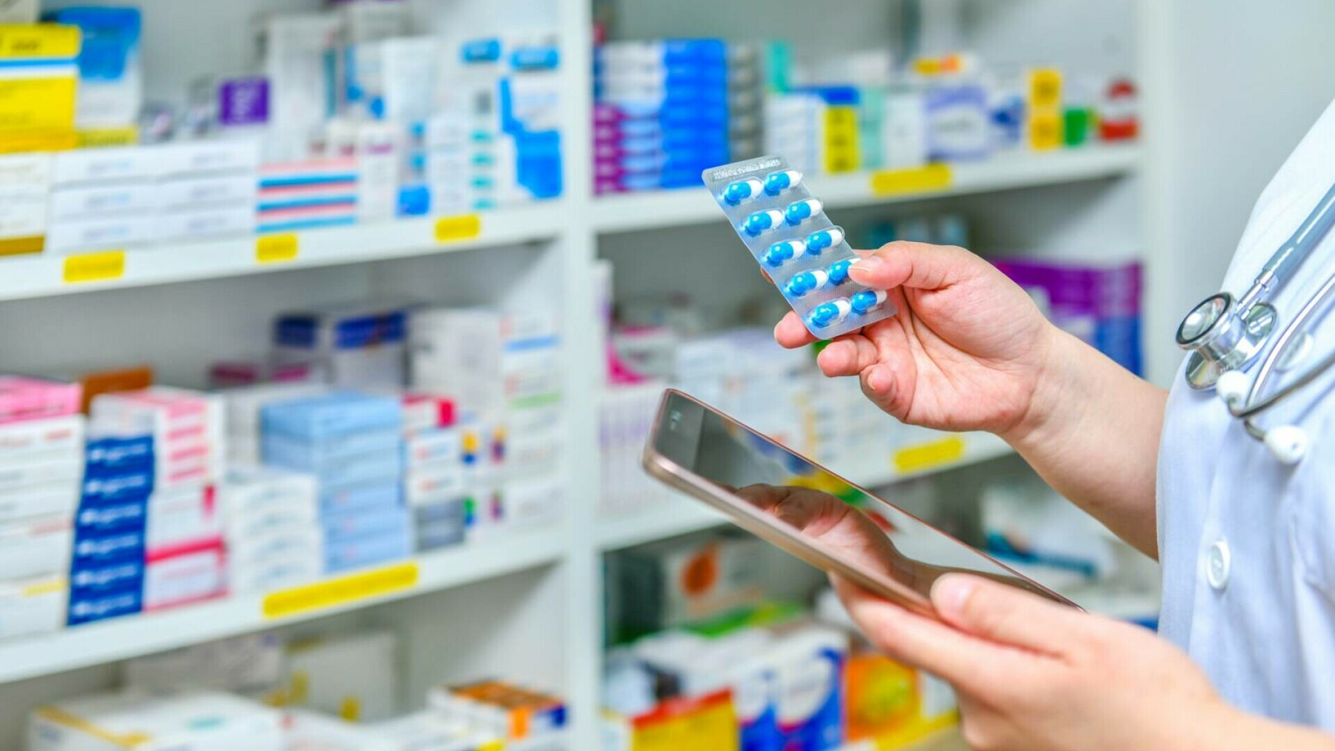 Noi medicamente incluse astăzi pe LISTA celor GRATUITE, pastile inovative și pentru bolnavii de cancer 