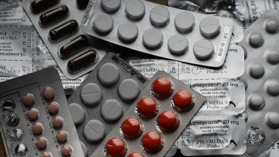 Medicamentele rămase în casă: ce verifici înainte să le predai