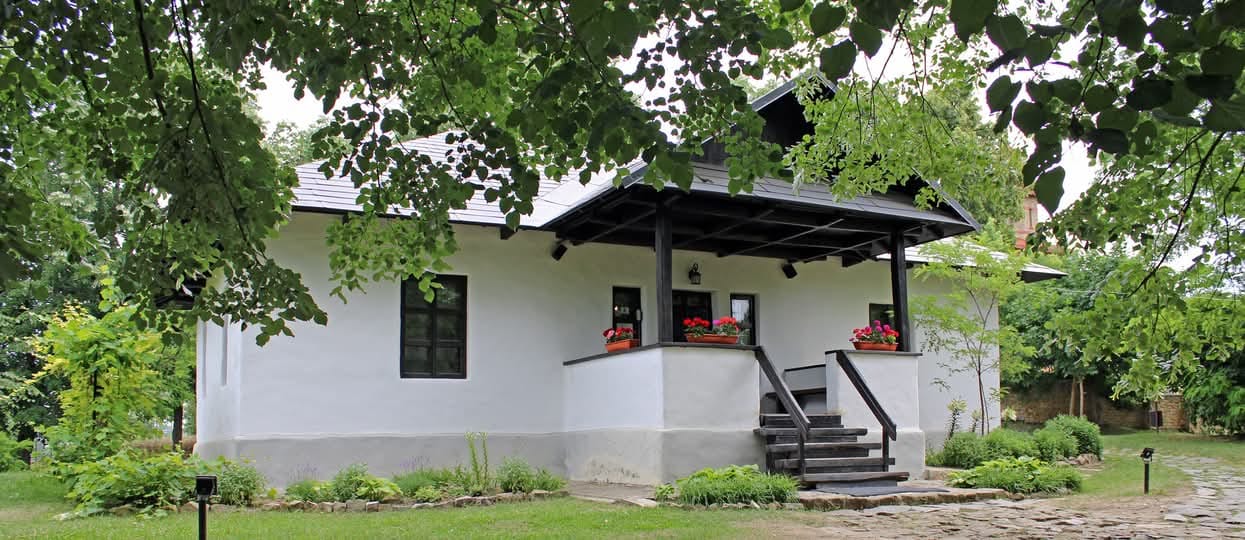 Săptămâna Bibliotecilor aduce dialog și dezbateri la Memorialul Ipotești