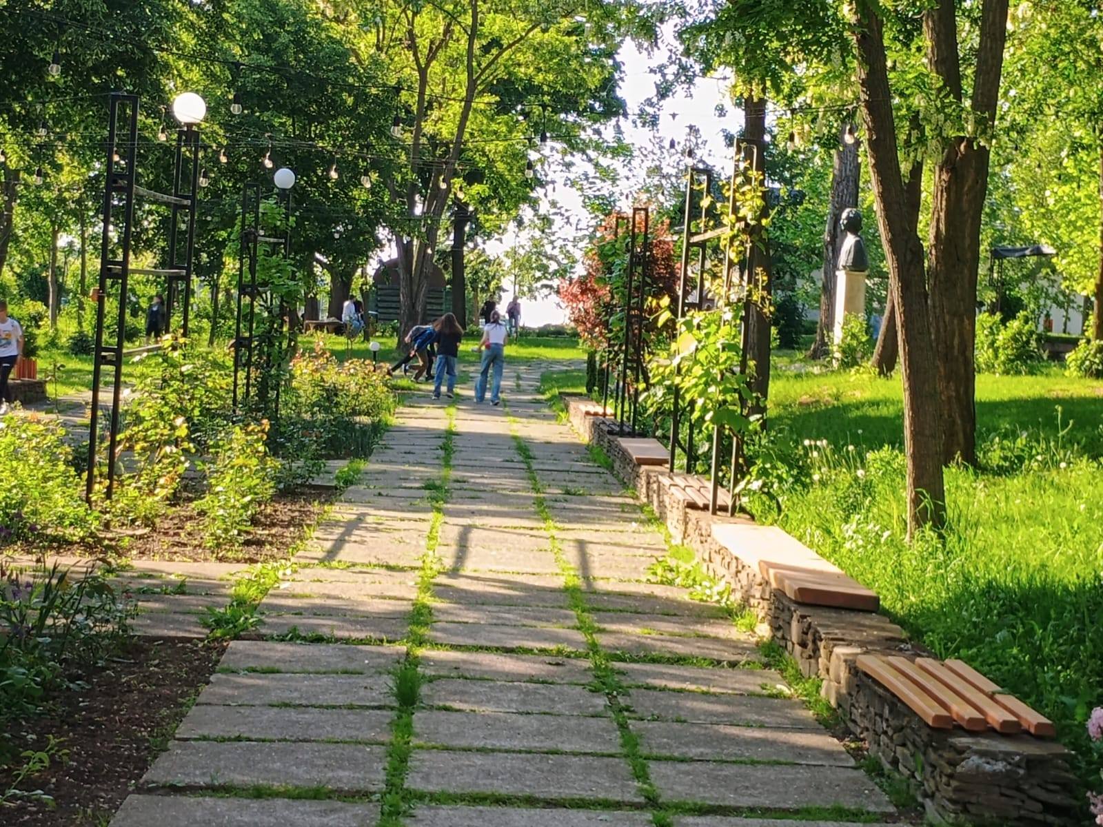 memorialul ipotesti.