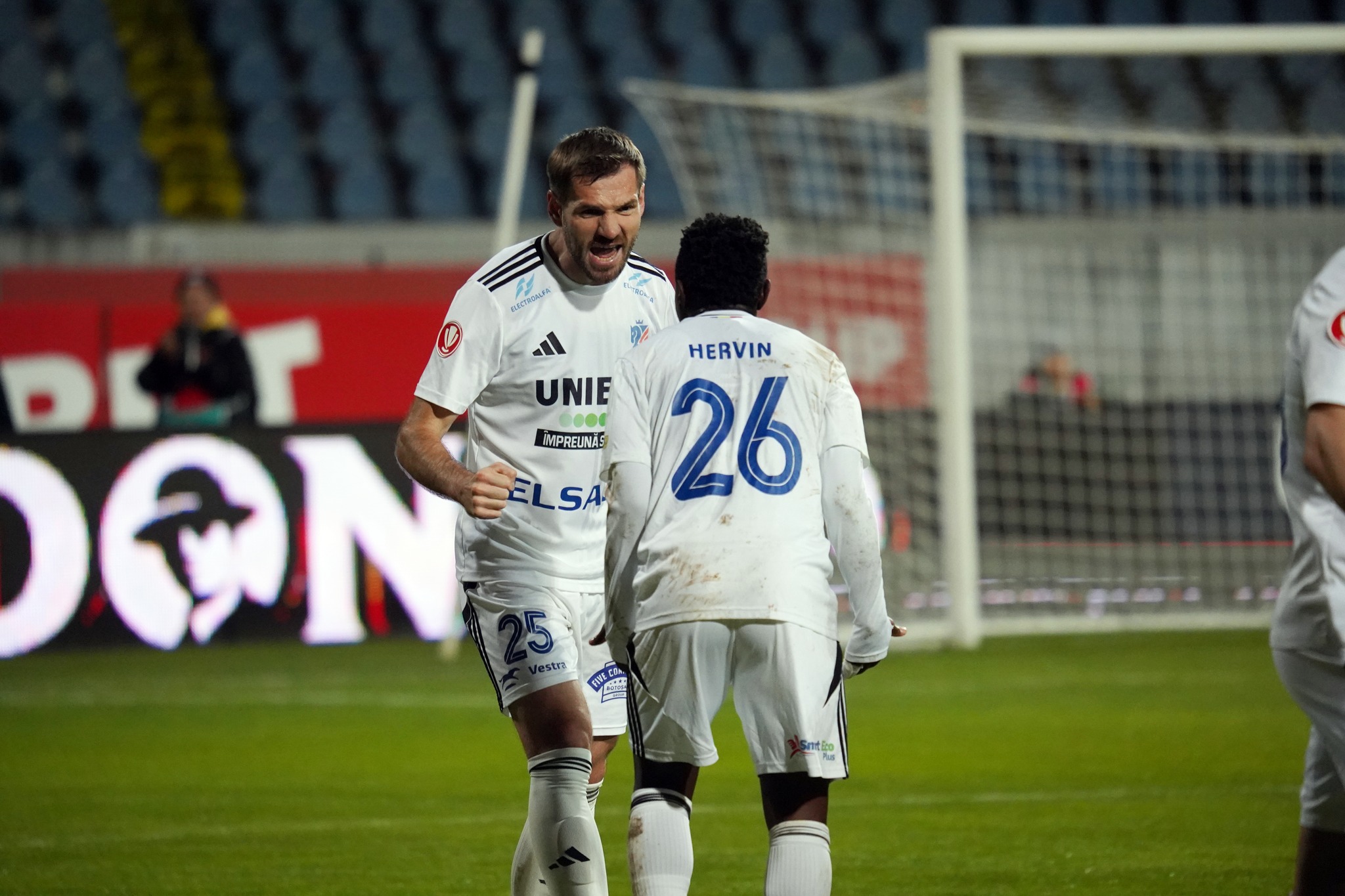 FC Botoșani, fără Kovtaliuk două meciuri: suspendare și amendă după eliminarea de coșmar cu Slobozia