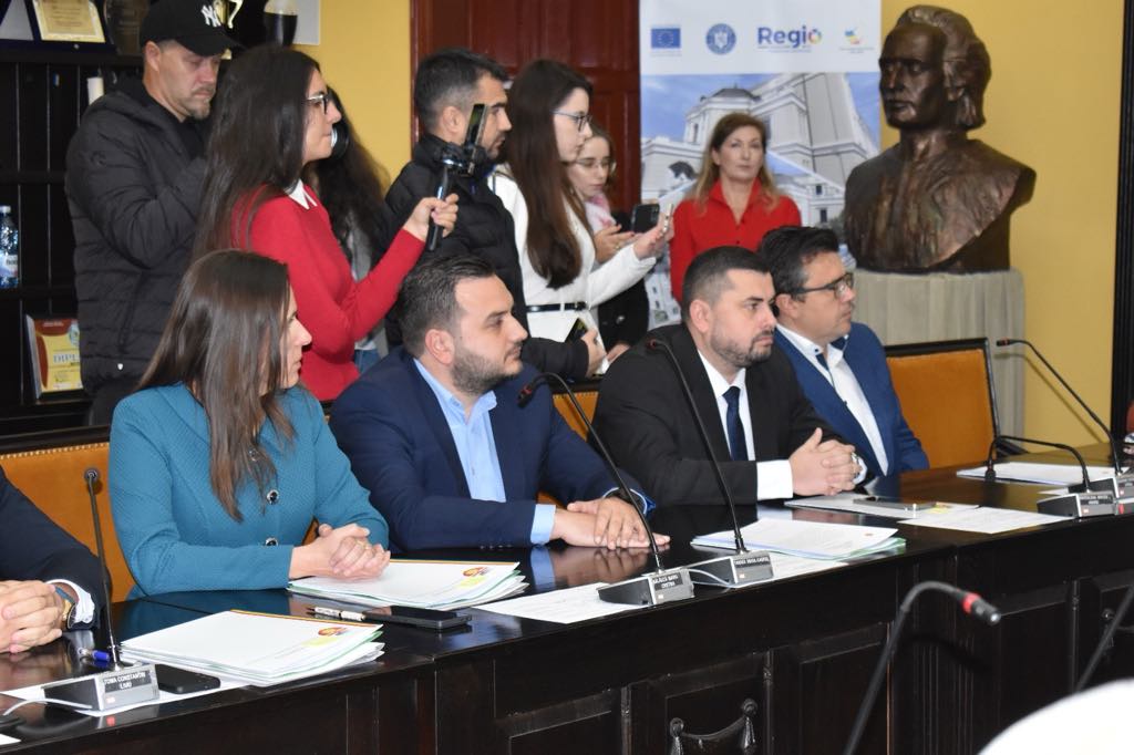 Un nou consilier de la municipiu și-a anunțat demisia în direct: La fel cum am făcut și în 2020 – VIDEO 