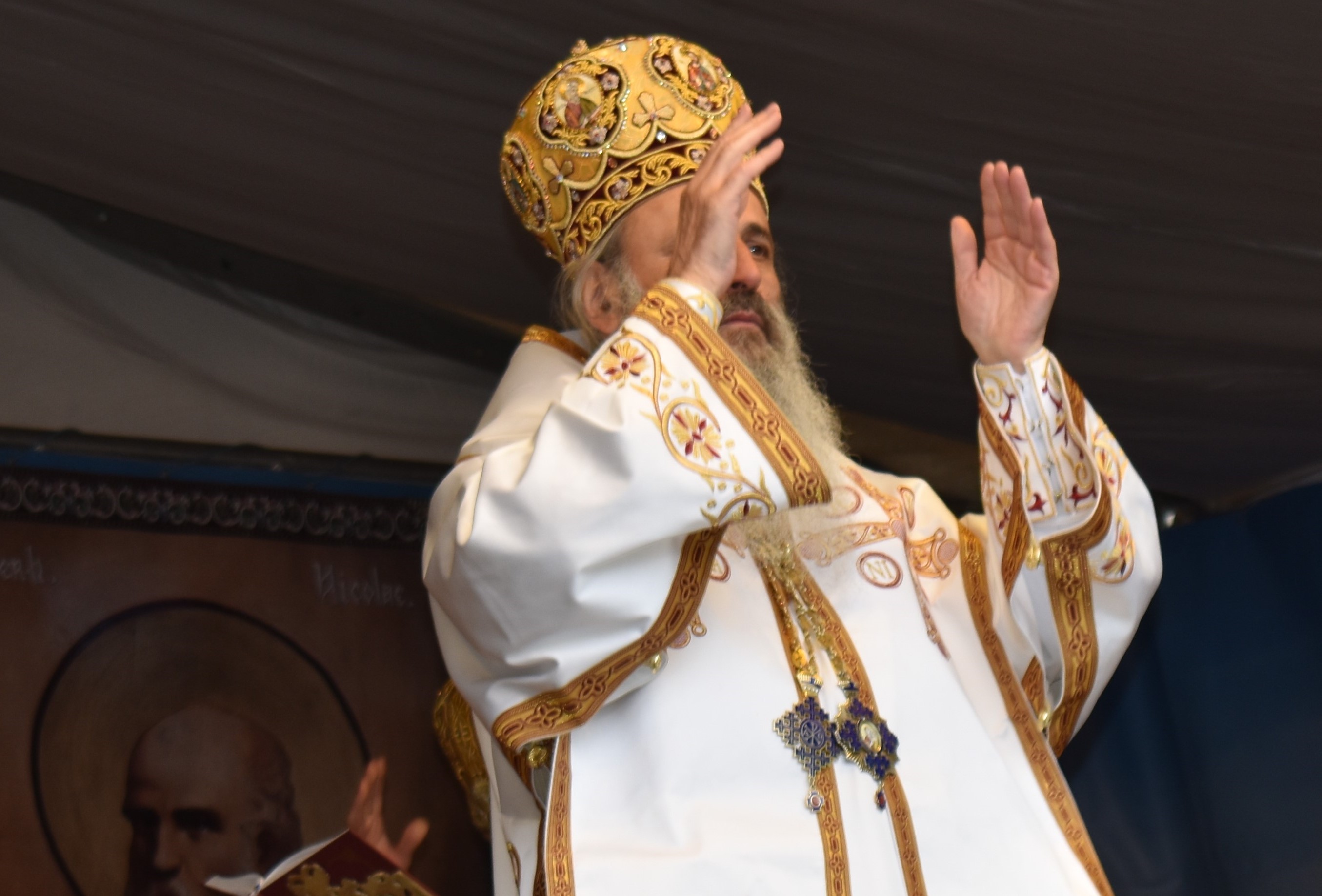 Biserică din Botoșani sfințită de Mitropolitul Teofan – PROGRAMUL evenimentelor religioase