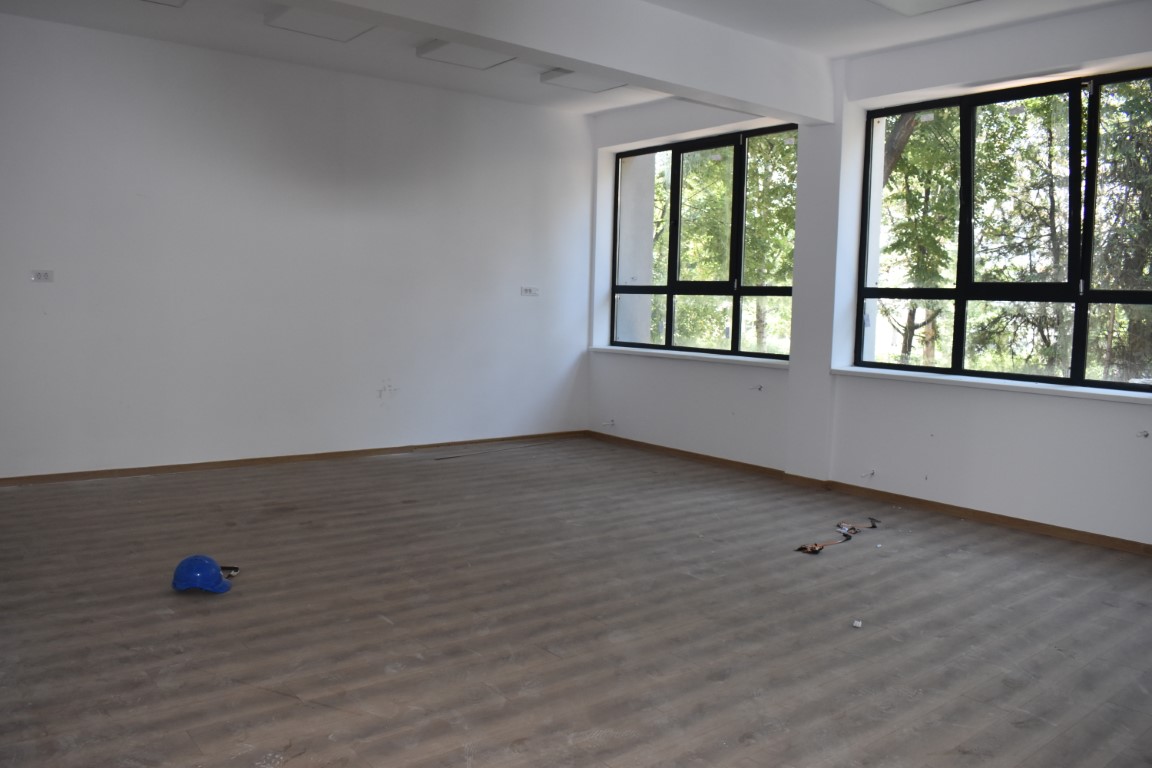 Modernizarea școlilor din Botoșani înaintează greu: Trebuie să ne adaptăm