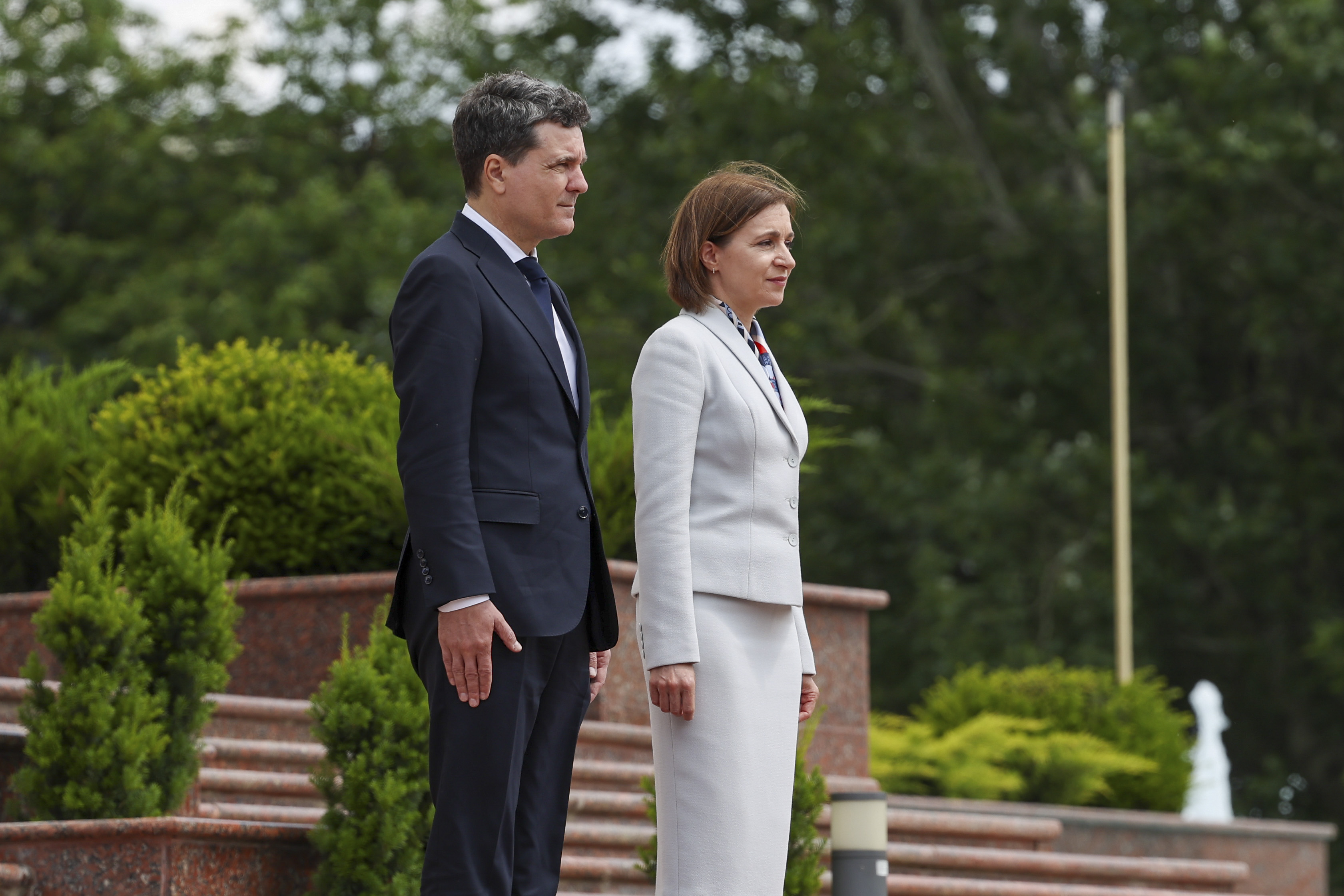 Sondaj în Republica Moldova: Mai mulți cetățeni se opun unirii cu România