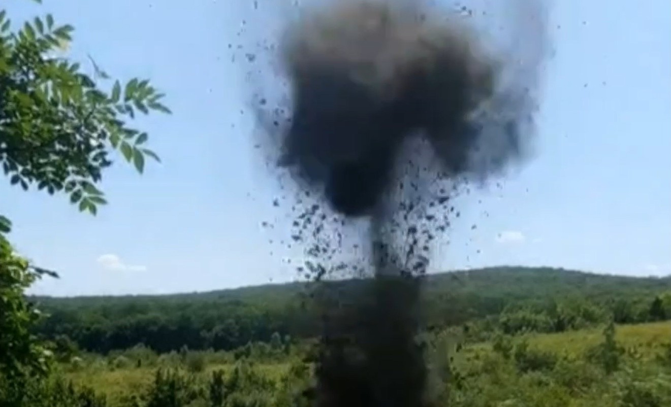 ASTĂZI: Muniție distrusă prin explozie în poligon – VIDEO 