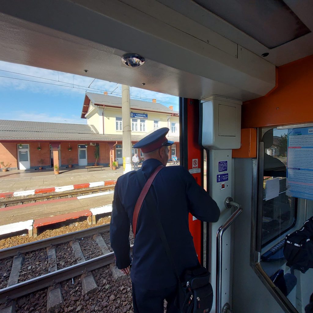 nas din tren