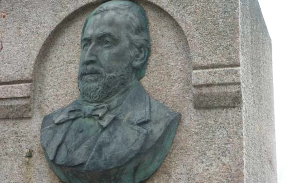 Senatorul de Botoșani care și-a donat averea comunității și a scos țăranii din sărăcie