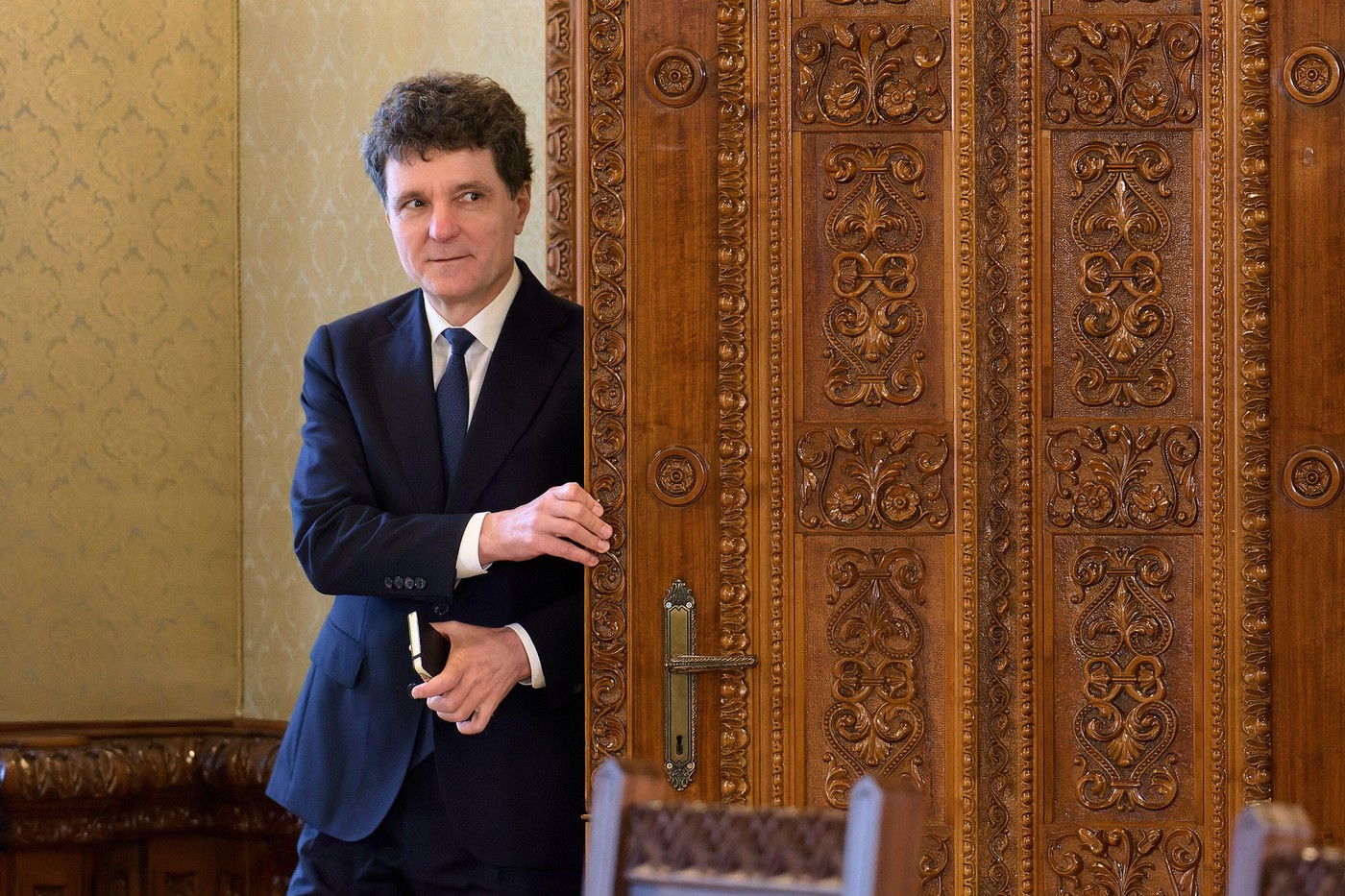 Nicușor Dan convoacă parlamentarii UPR, PACE și neafiliați la Cotroceni