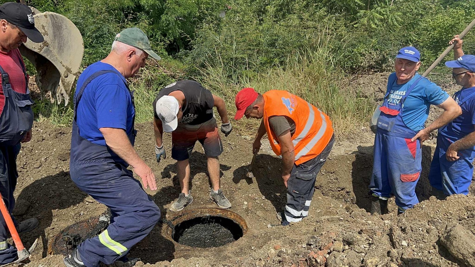 ASTĂZI: Sute de botoșăneni rămân fără apă 12 ore 