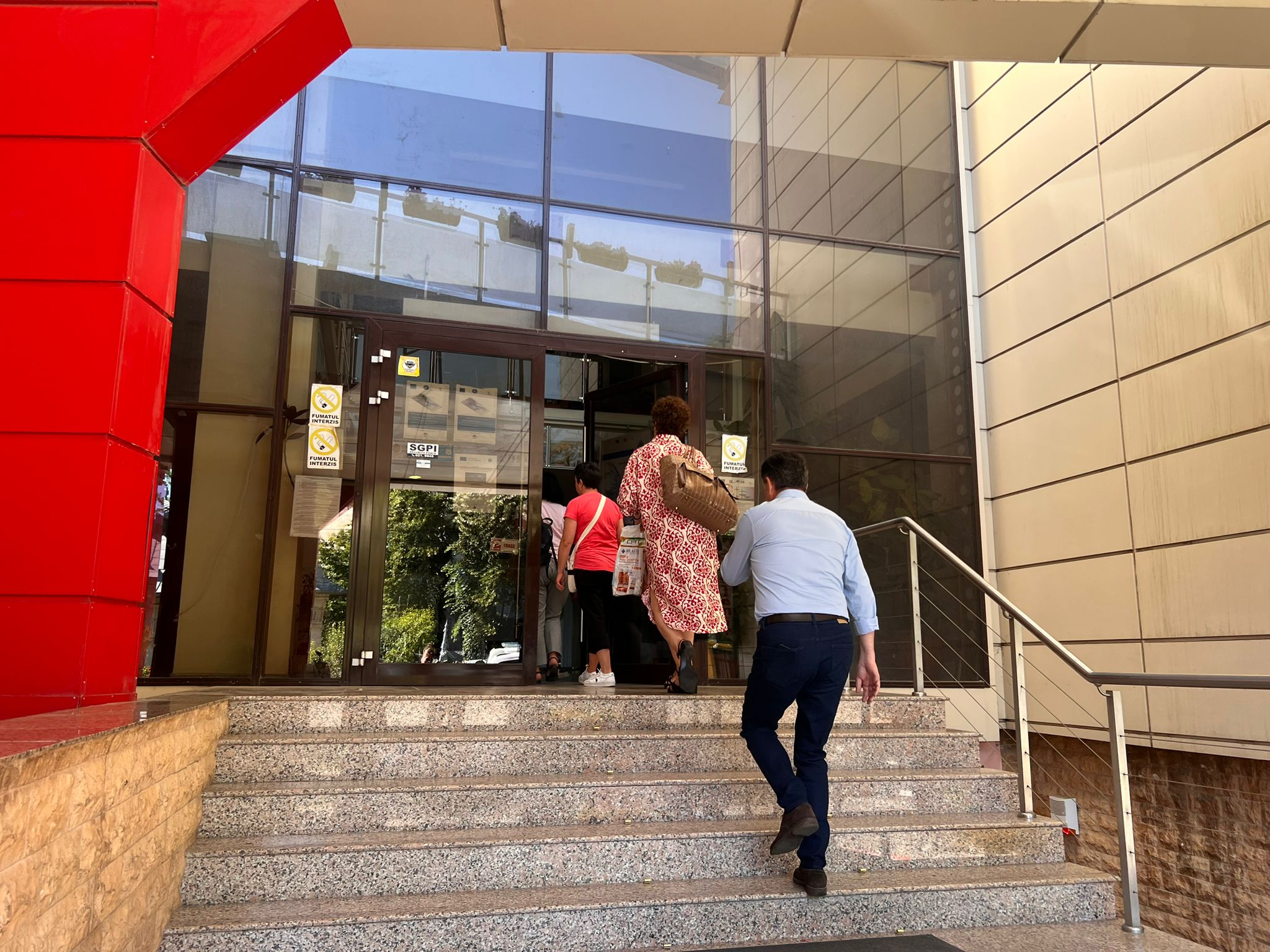 Doi liberali și-au pus la păstrare posturi de șefi la Nova Apaserv pentru a fi viceprimari 