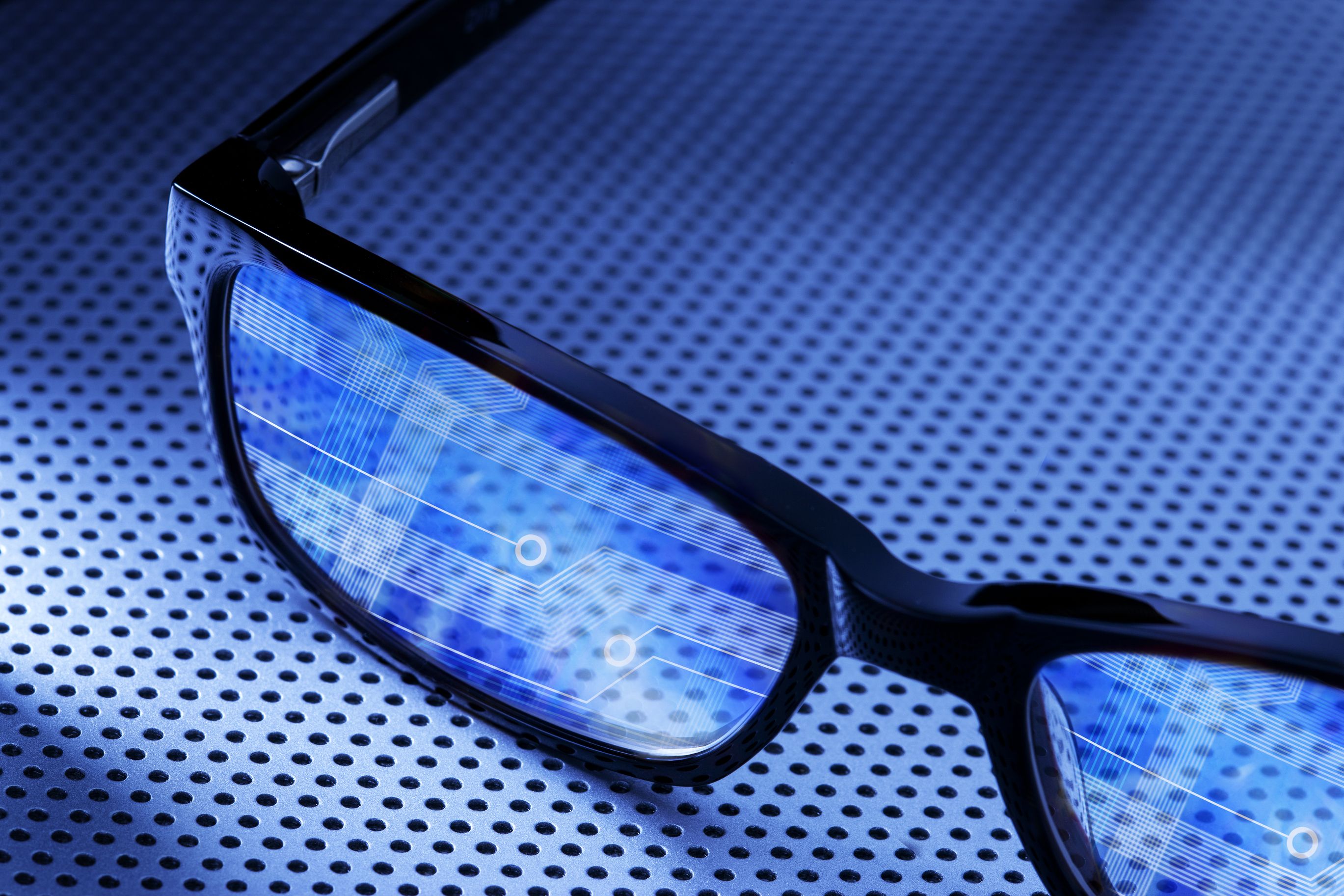 Google lansează ochelari "smart" cu inteligență artificială!