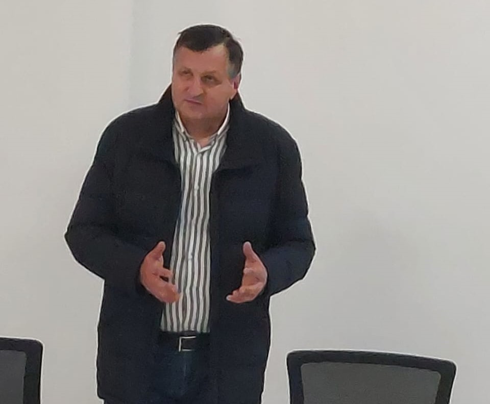 Nici Dan Oloeriu NU mai are voie să-și exercite funcția de primar al orașului Flămânzi 