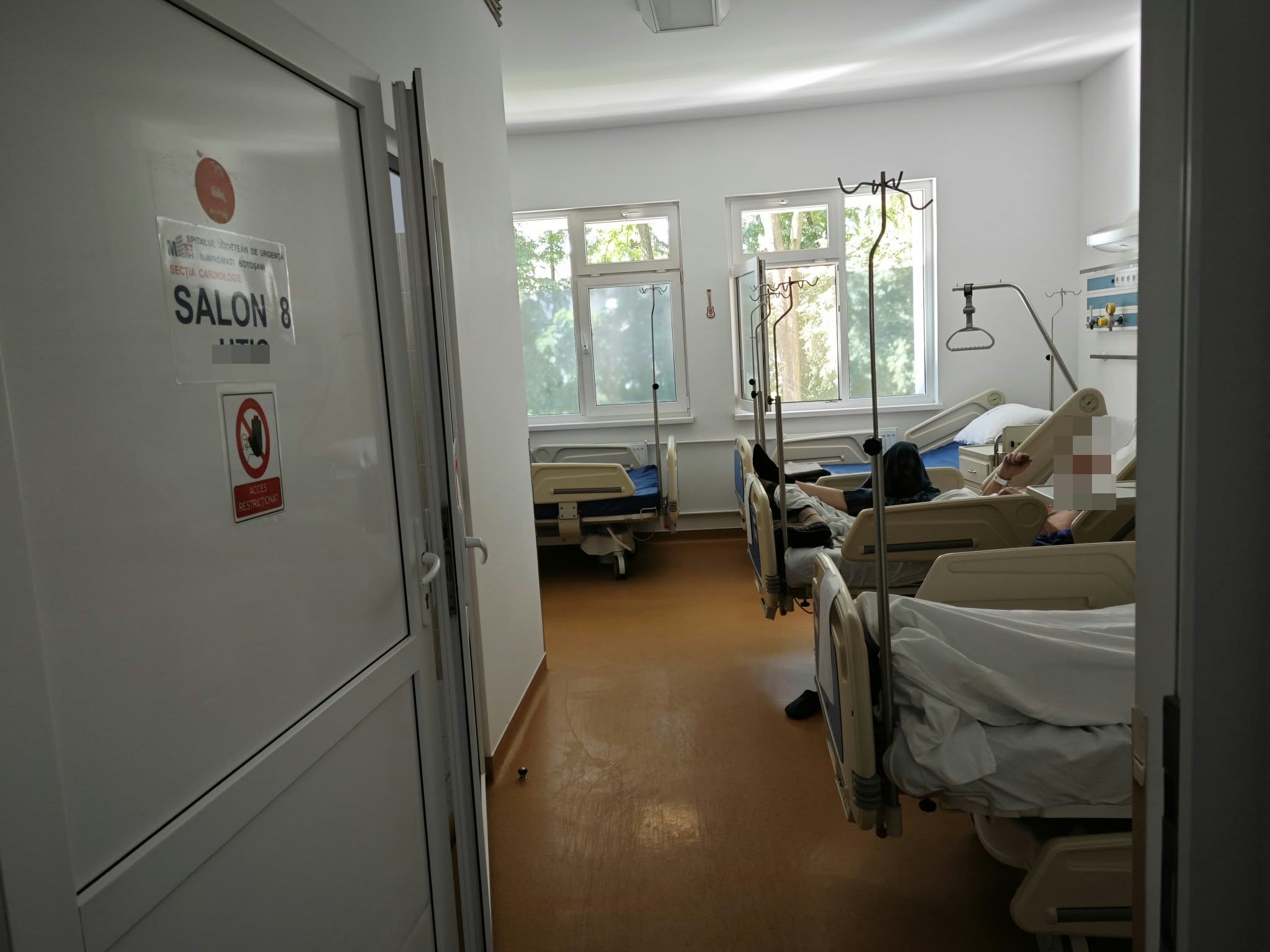 pacienti care mor din cauza bolilor cardiovasculare