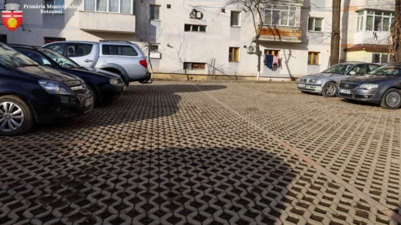 ANUNŢ Primăria Botoşani privind organizarea de licitații publice pentru ocuparea locurilor de parcare