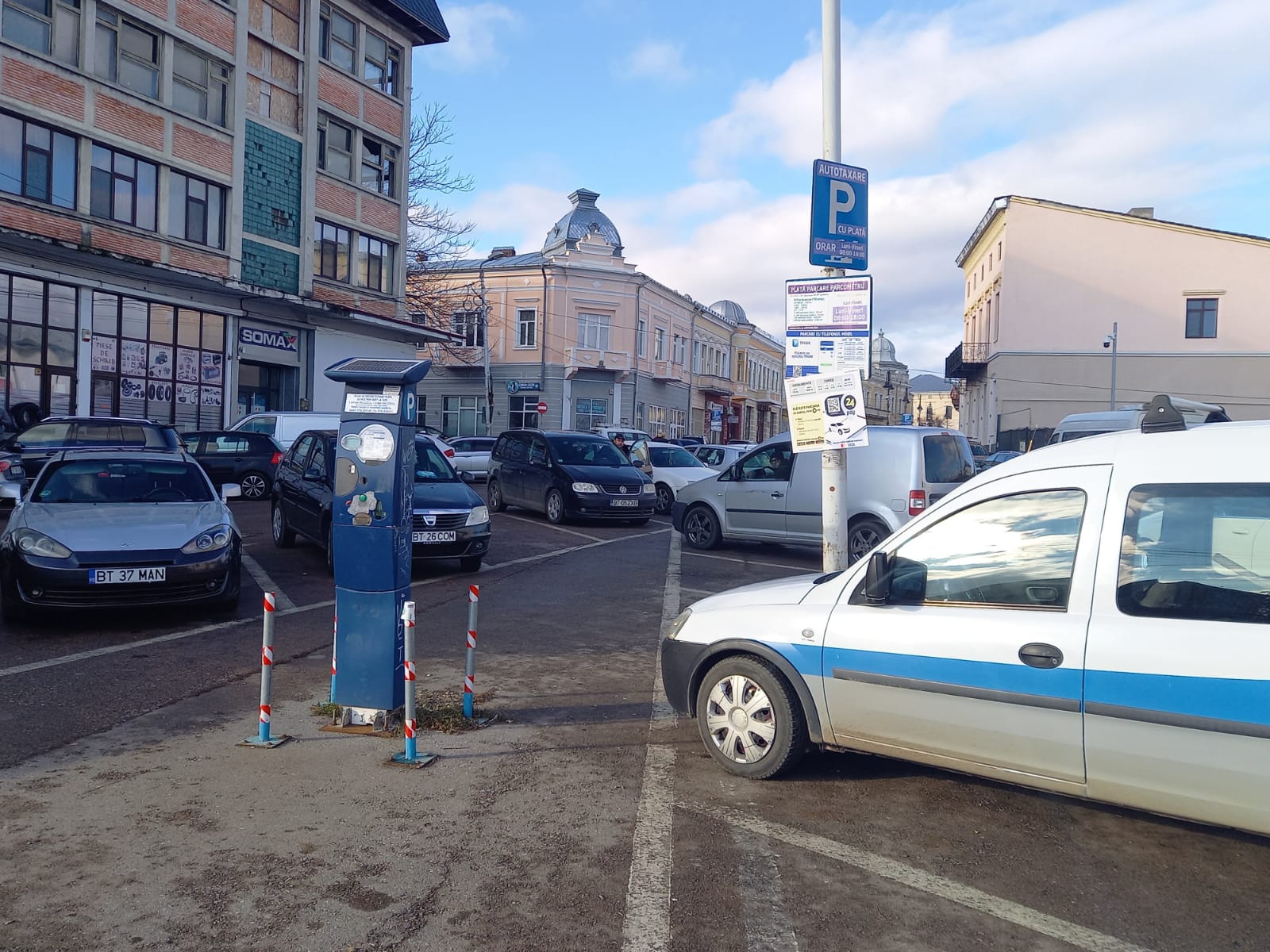 Se scumpesc locurile de parcare cu plată din municipiul Botoșani - noile TARIFE 