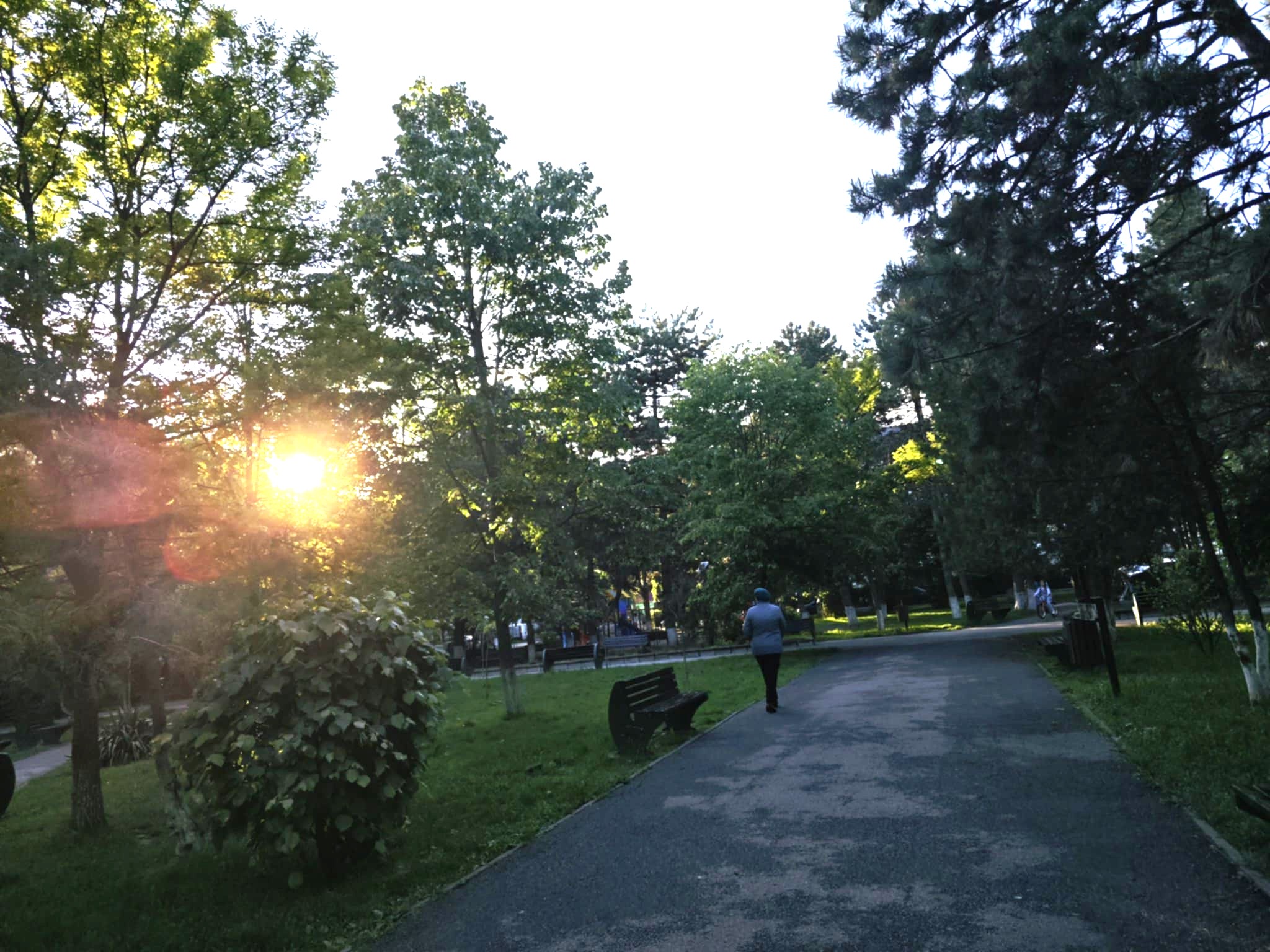 Când scăpăm de frig? Meteorologii au emis prognoza pe două săptămâni