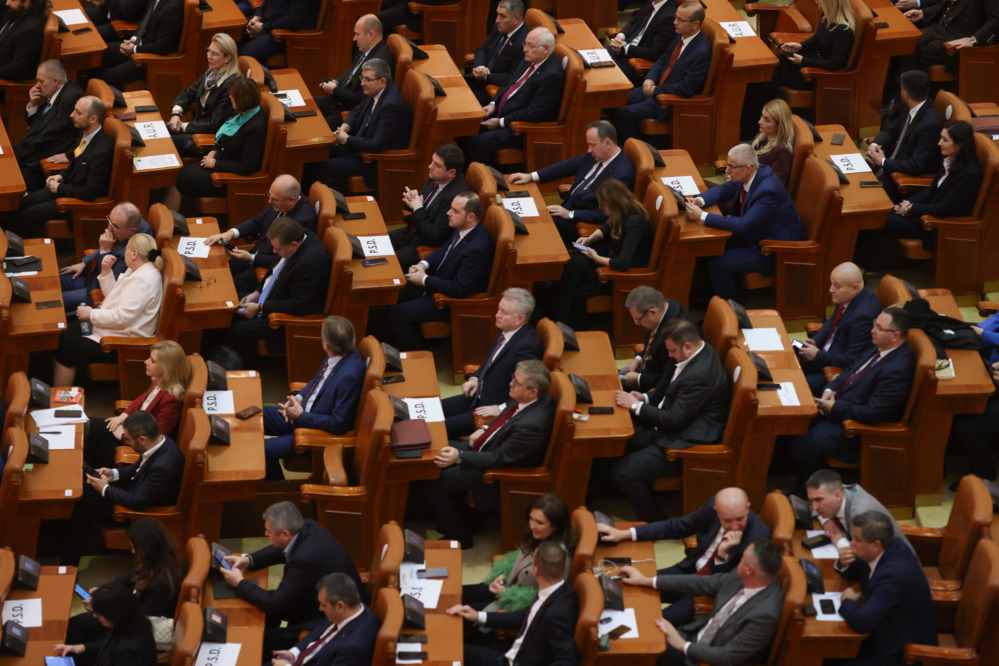 A doua încercare pentru legea ANI într-o nouă sesiune extraordinară a Parlamentului