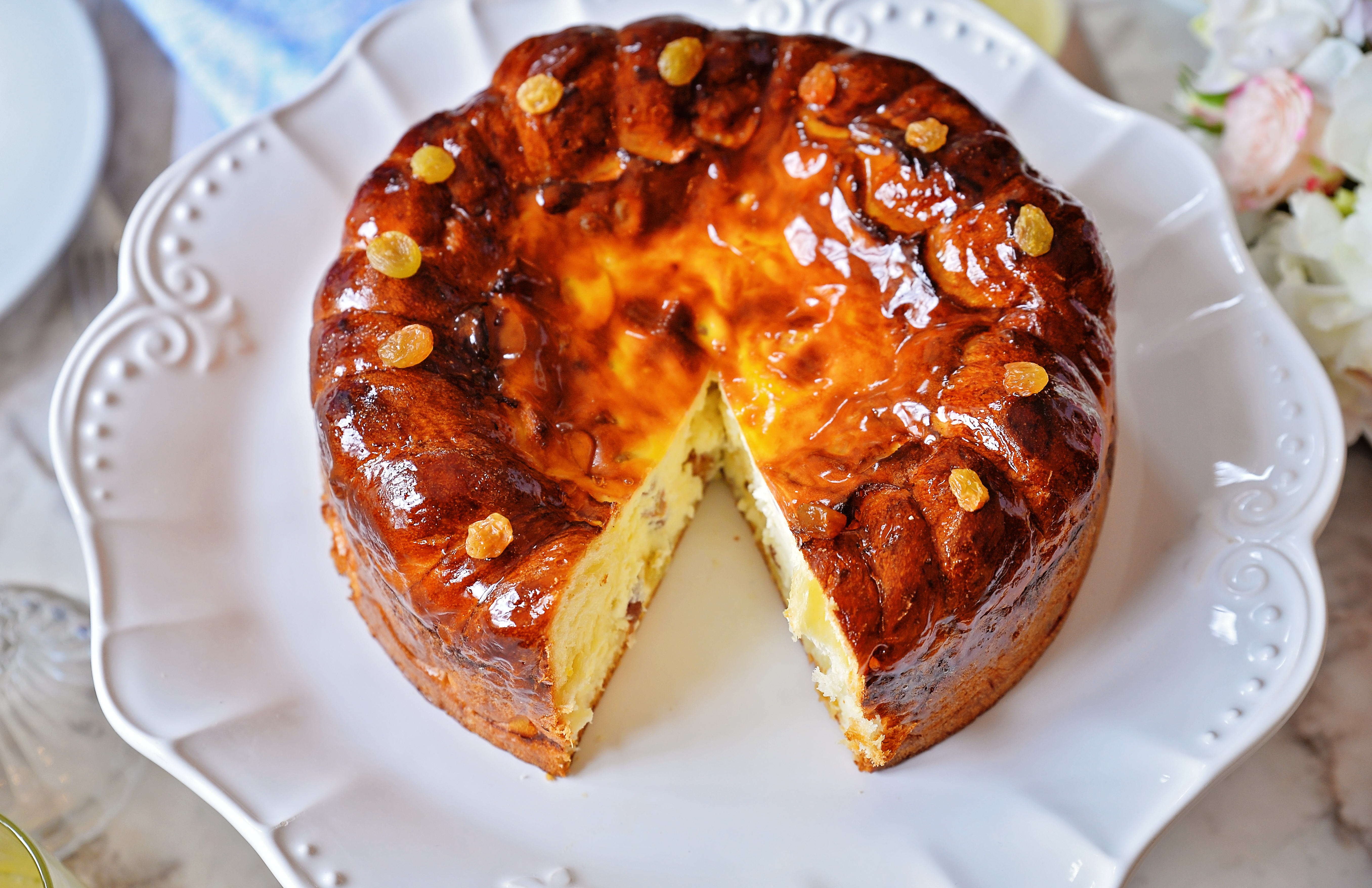 Rețeta de pască a unui chef cofetar: „Blat pufos de cozonac, interior fin și bogat”