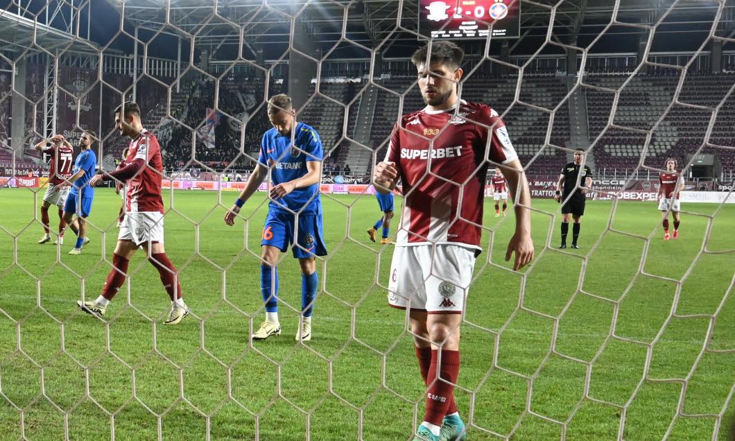 FC Botoșani vrea un jucător de la Rapid: Este păcat să stea pe tușă, ni-l dorim foarte mult