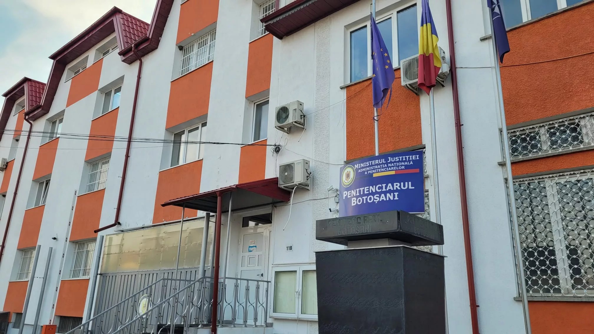 un detinut s-a sinucis in penitenciar