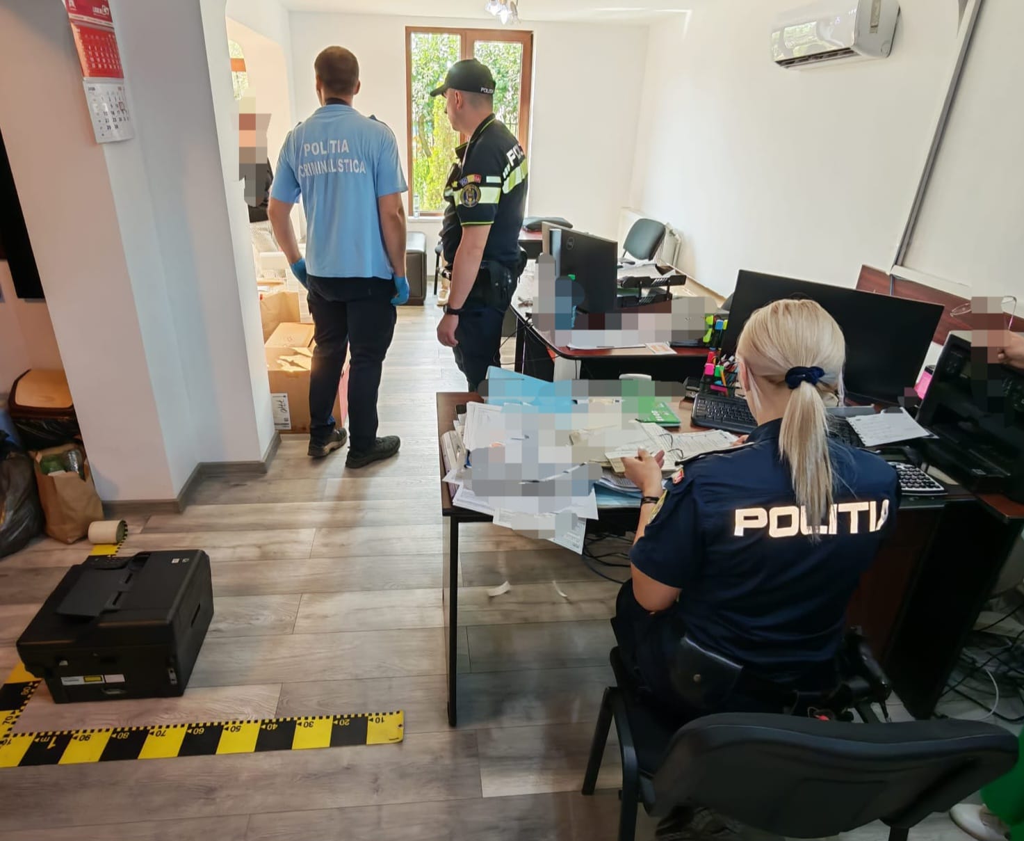 Descinderi la firme din Botoșani, totul a pornit de la un control în trafic 