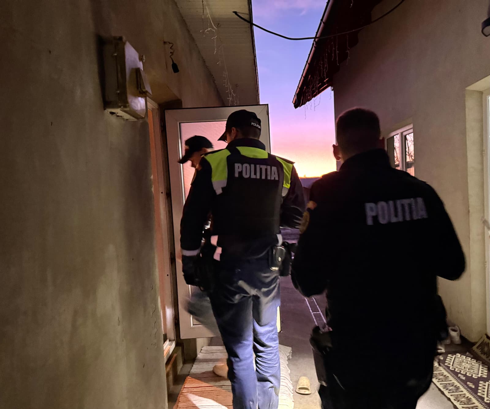 perchezitii de amploare la Botosani