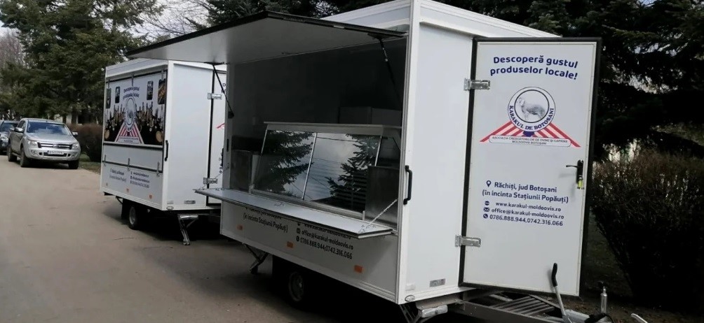 Proiectul unicat din județul Botoșani: CE sunt piețele mobile și cum au ajuns orășenii să mănânce ca la țară