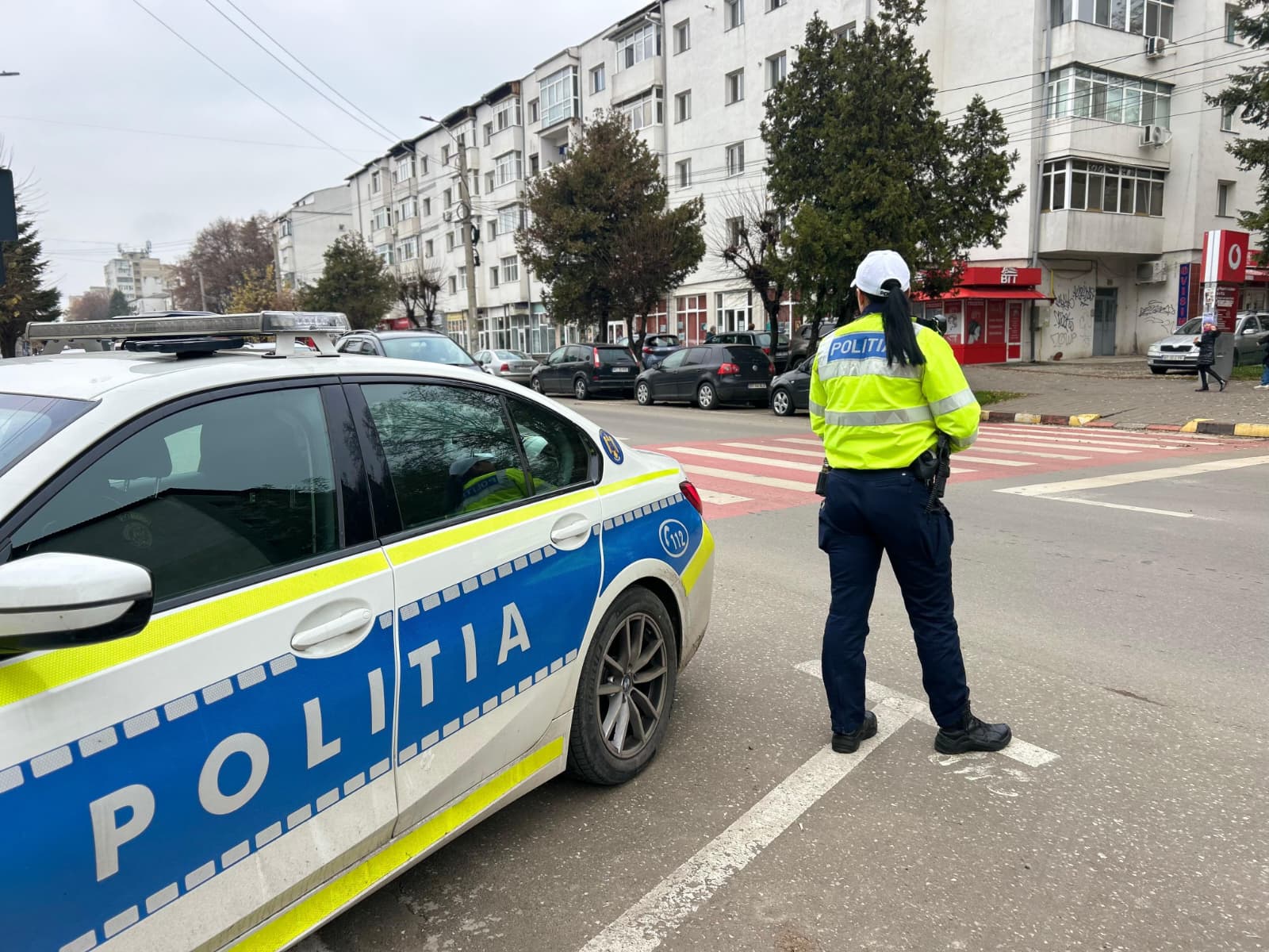 Pietoni zăpăciți amendați de polițiști pe străzile orașului 