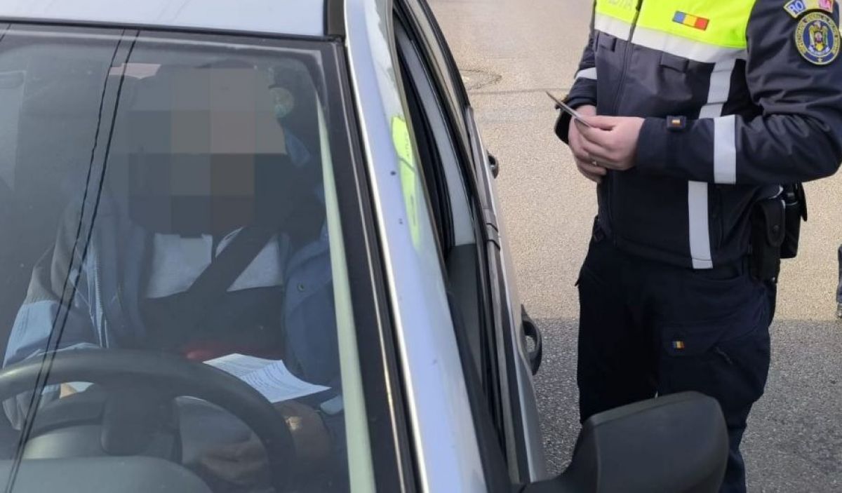 Șoferi AMENDAȚI de polițiști cu 40.000 de lei după un control în trafic