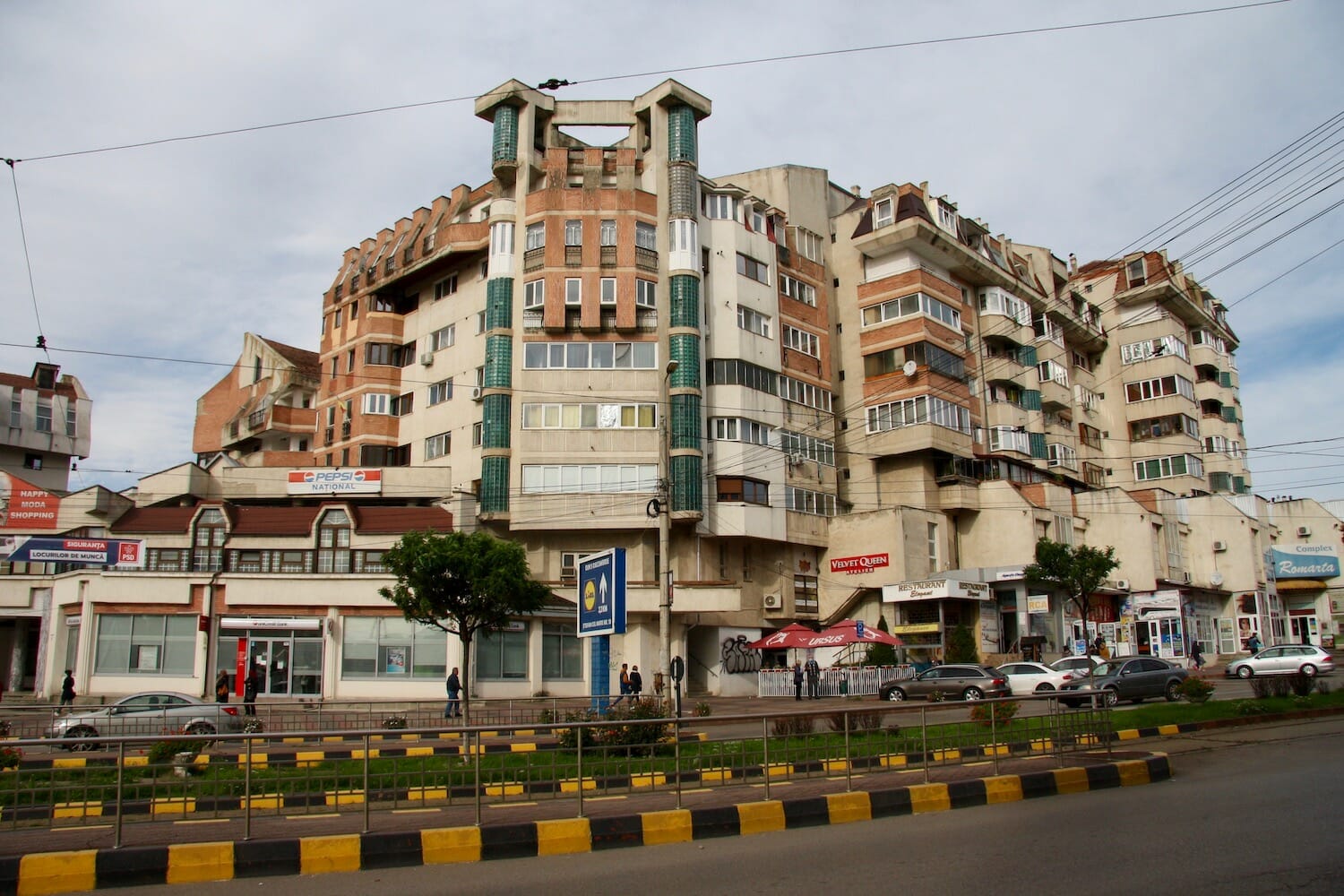 AJPIS Botoșani: Plăți în avans pentru mai mulți botoșăneni, primii bani intră vineri 