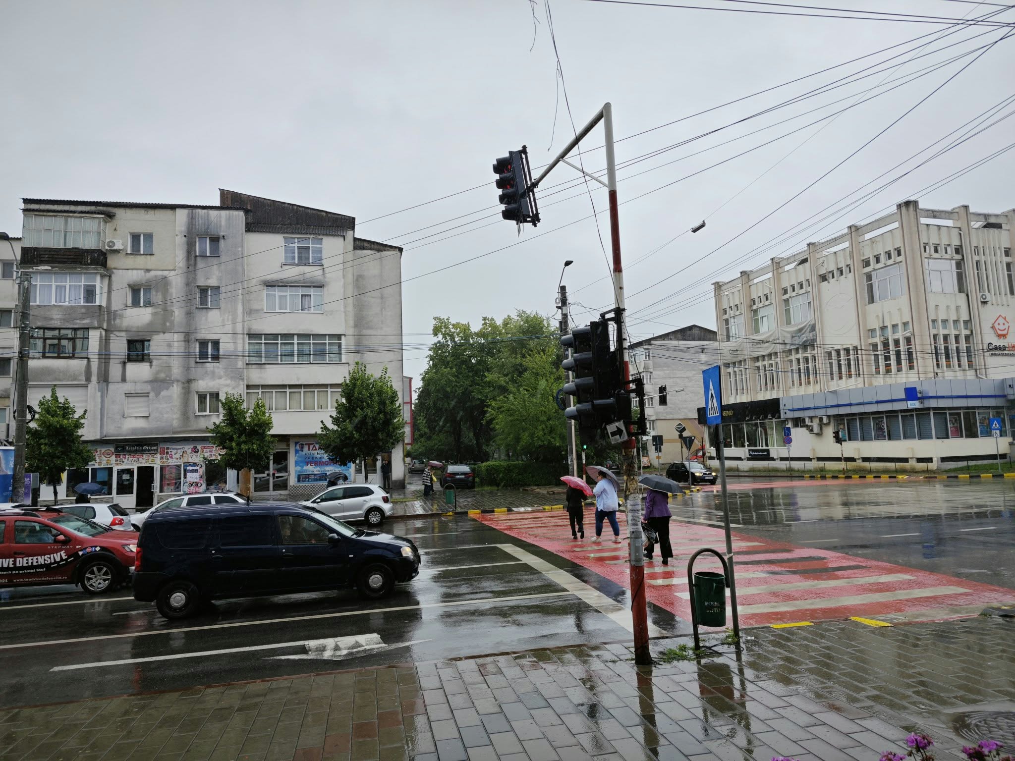 ploi anuntate de meteorologi
