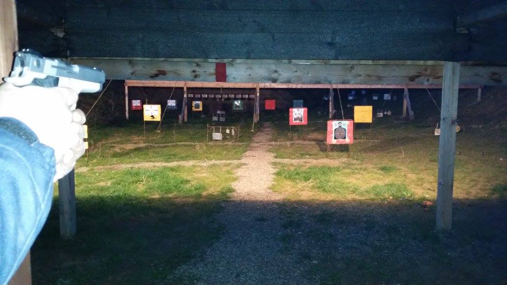 Activitate SUSPENDATĂ la poligonul unde un polițist s-a împușcat