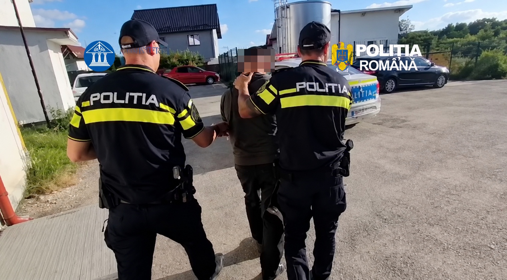 dus la inchisoare