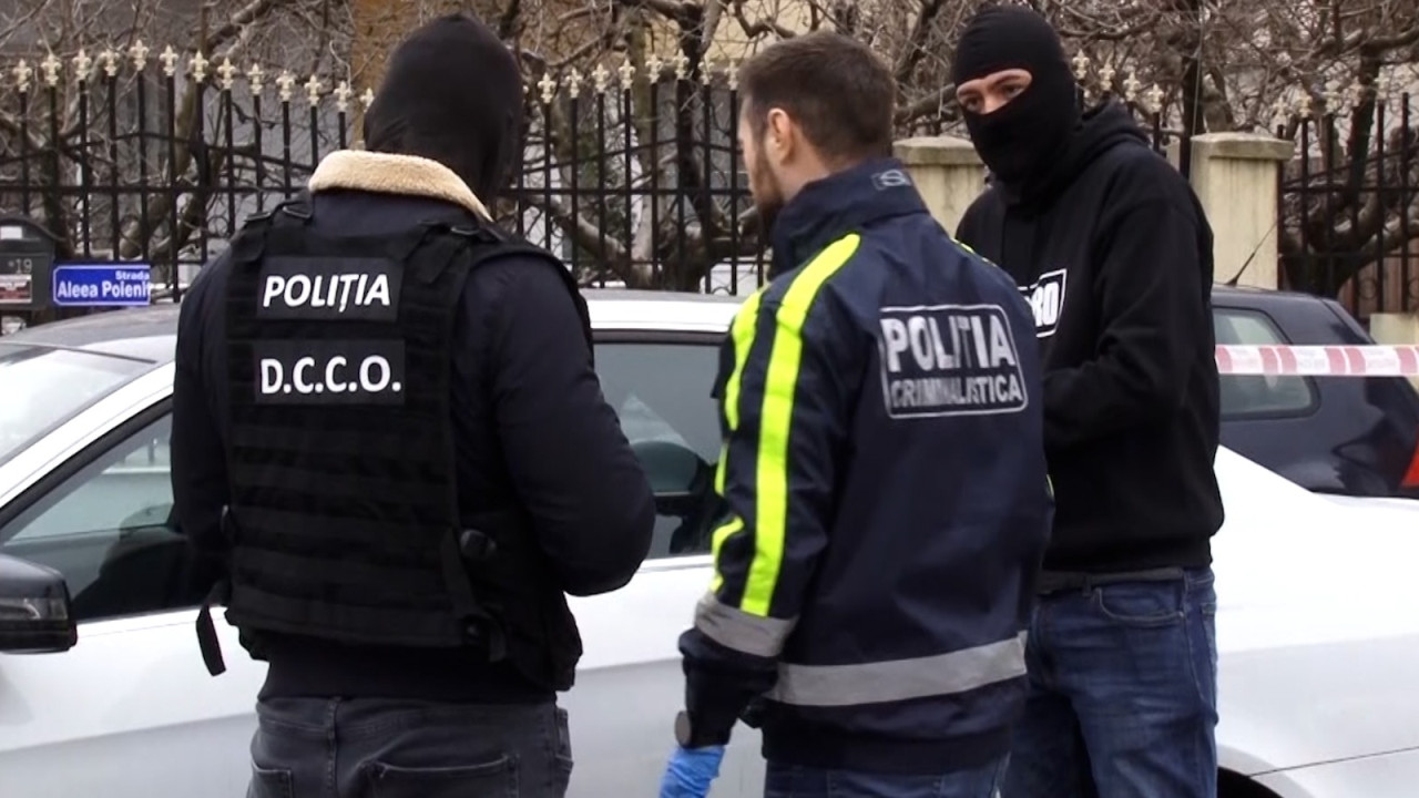 Un bărbat și-a ținut soția moartă în casă pentru că nu avea bani de înmormântare