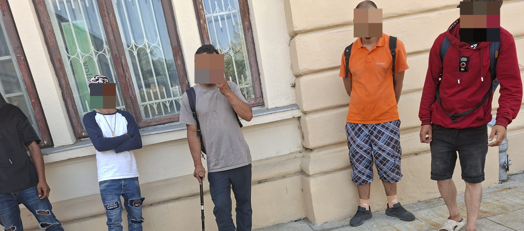 „Afacere” pusă la cale în gașcă: Doi botoșăneni și încă trei tineri au făcut bani frumoși până i-a oprit Poliția