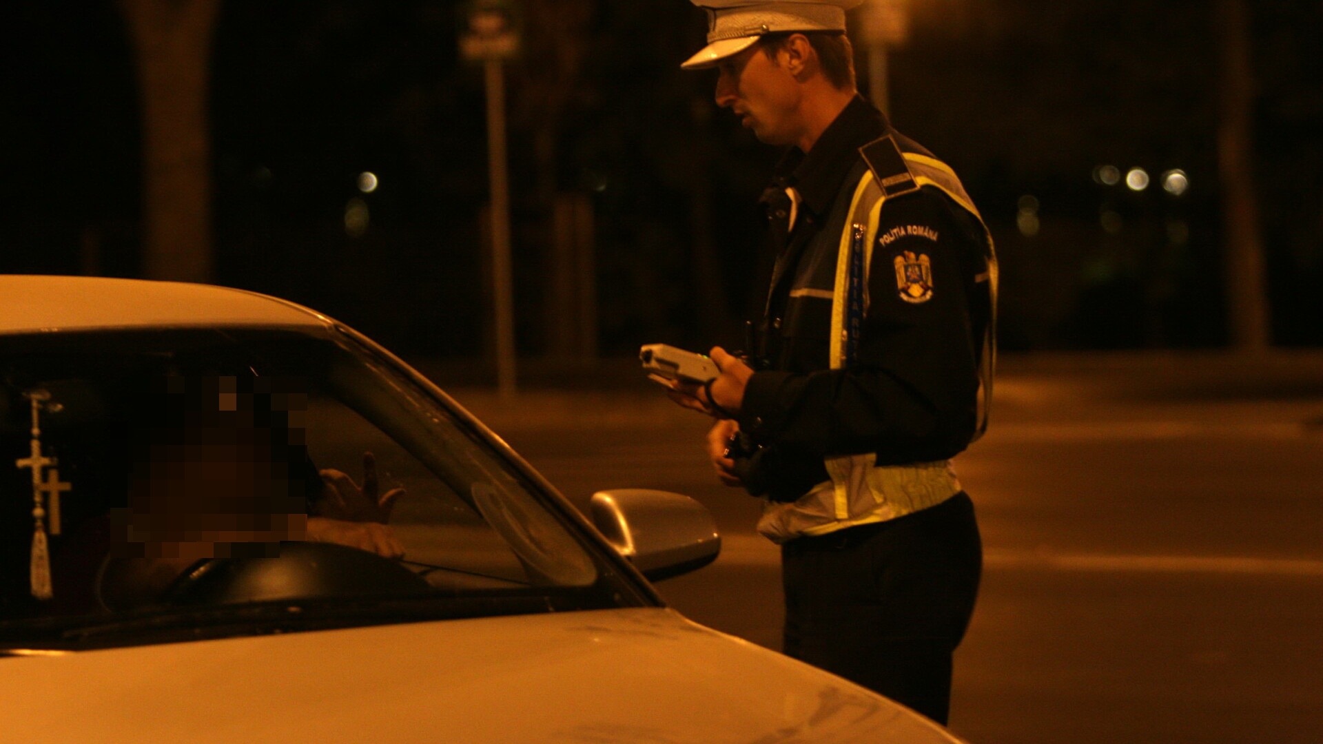 Un botoșănean mort de beat și fără permis a plecat la plimbare în județul vecin