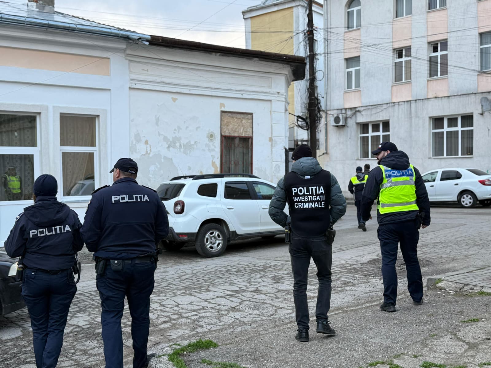 politisti investigatii criminale