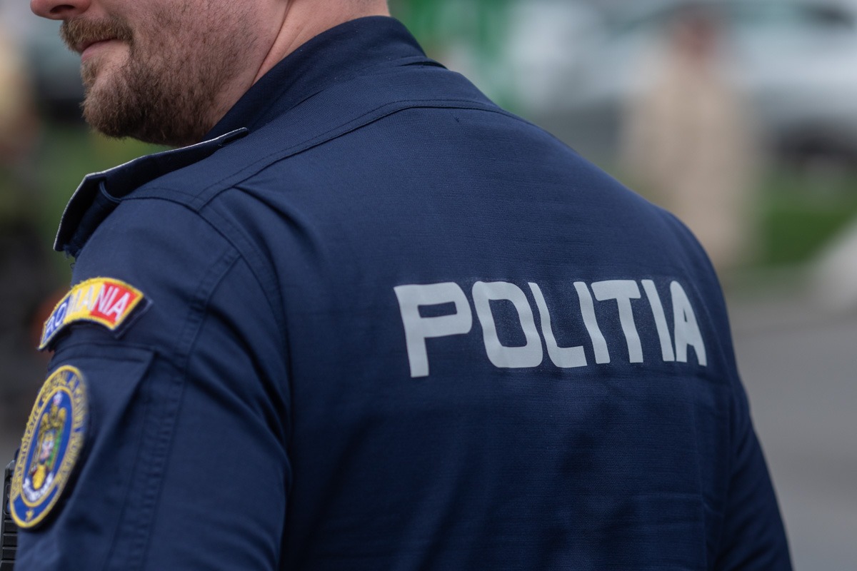 Polițiștii solicită aplicarea integrală a legii salarizării până la alegeri